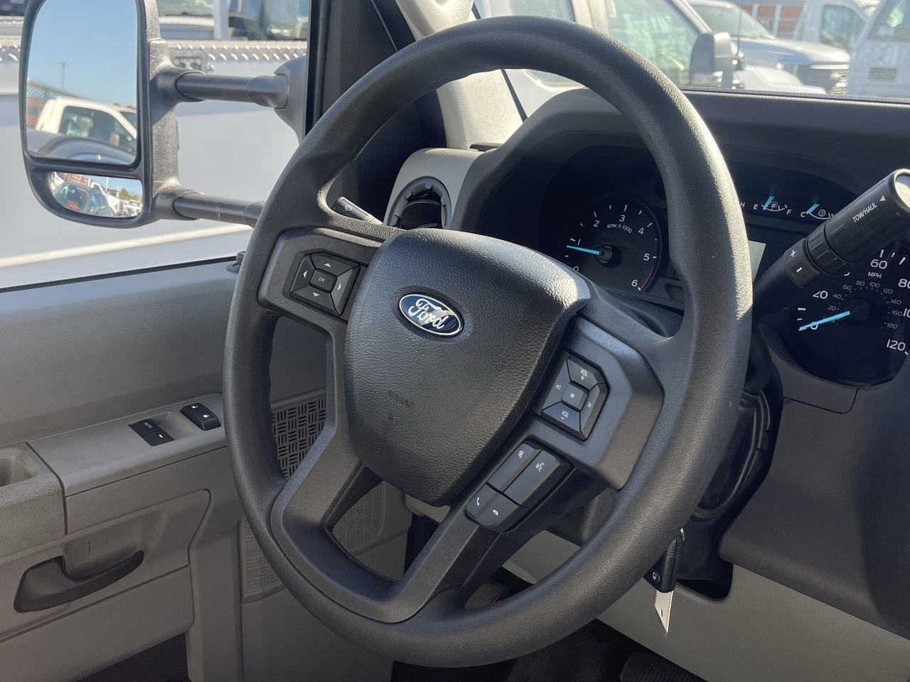New 2025 Oxford White Ford  image 15