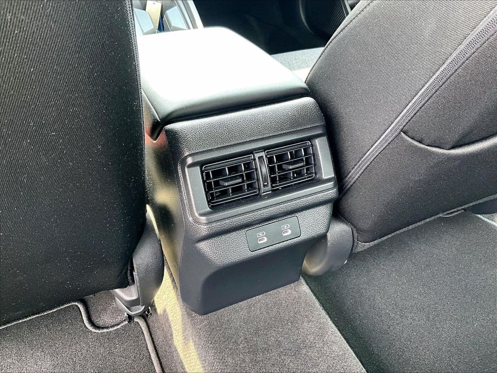 Used 2025 Blue Honda SE image 28