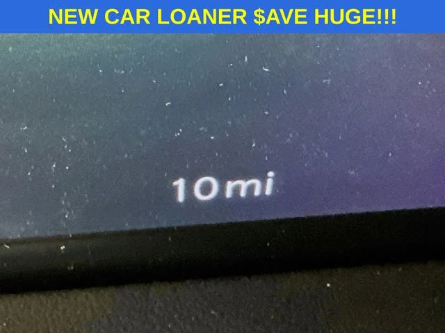 New 2026 Bright White Clear-Coat Exterior Paint Jeep Grand Wagoneer image 12