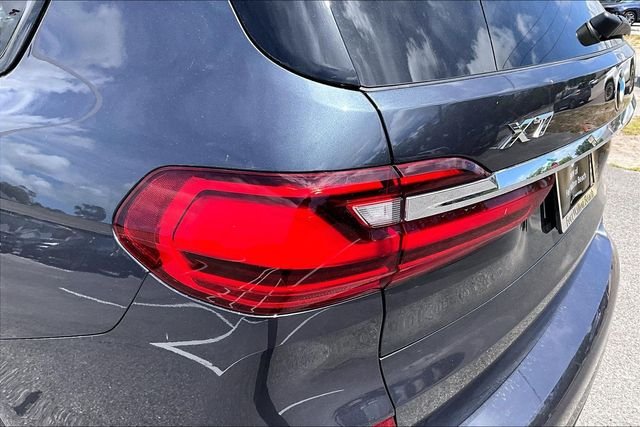 Used 2019 Gray BMW xDrive40i image 20