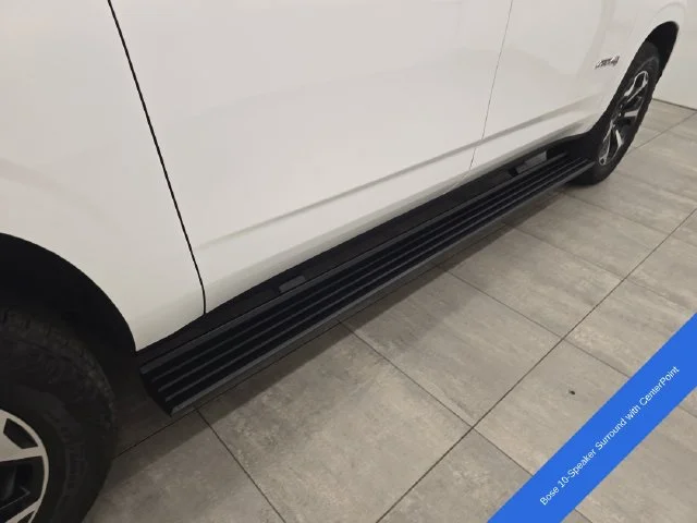 Used 2025 Summit White GMC AT4 image 13