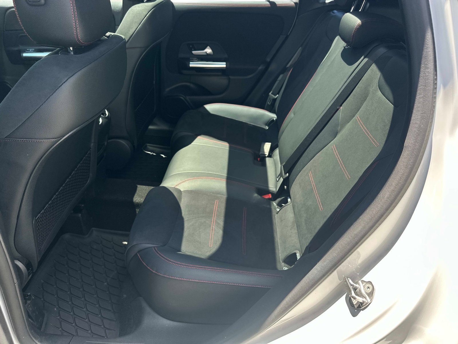 Certified Used 2022 Polar White Mercedes-Benz GLA 250 image 11