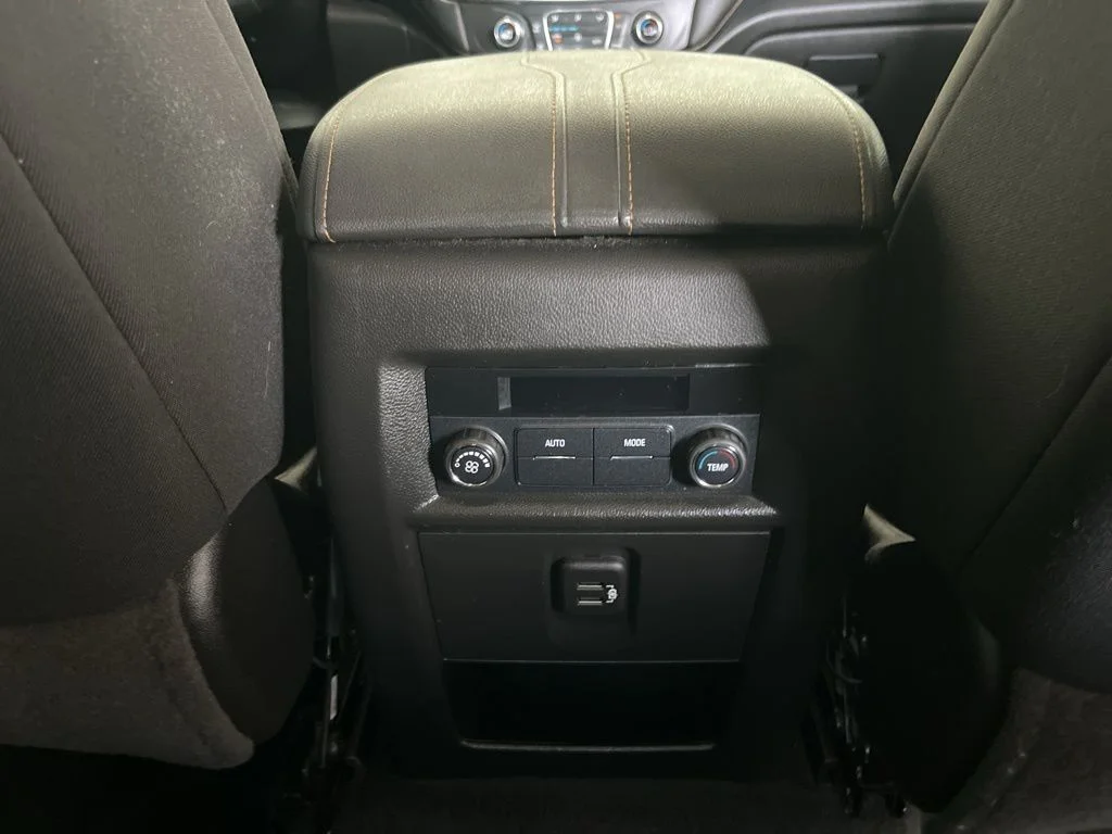 Used 2021 Gray Chevrolet LT image 22