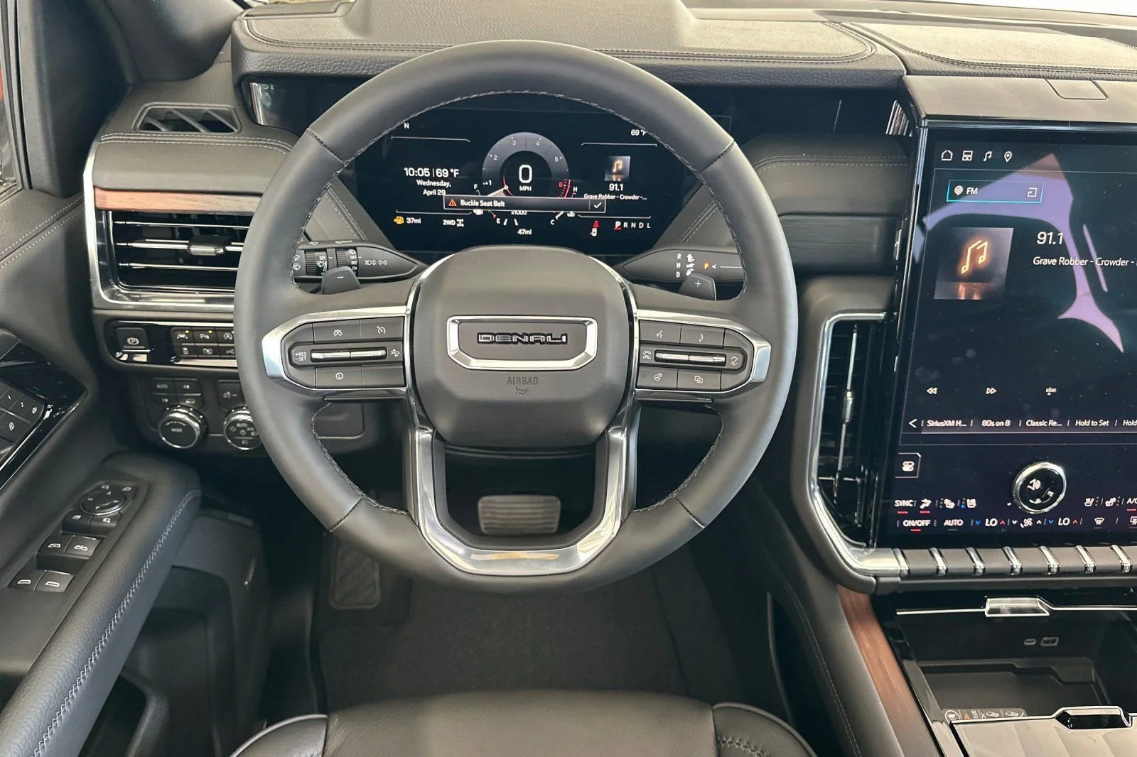 2026 GMC Yukon XL Denali - Photo 15