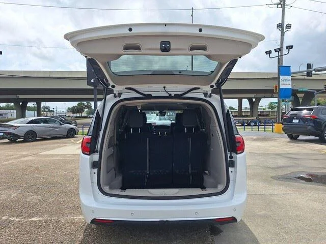 Used 2024 Bright White Clearcoat Chrysler Touring L image 28