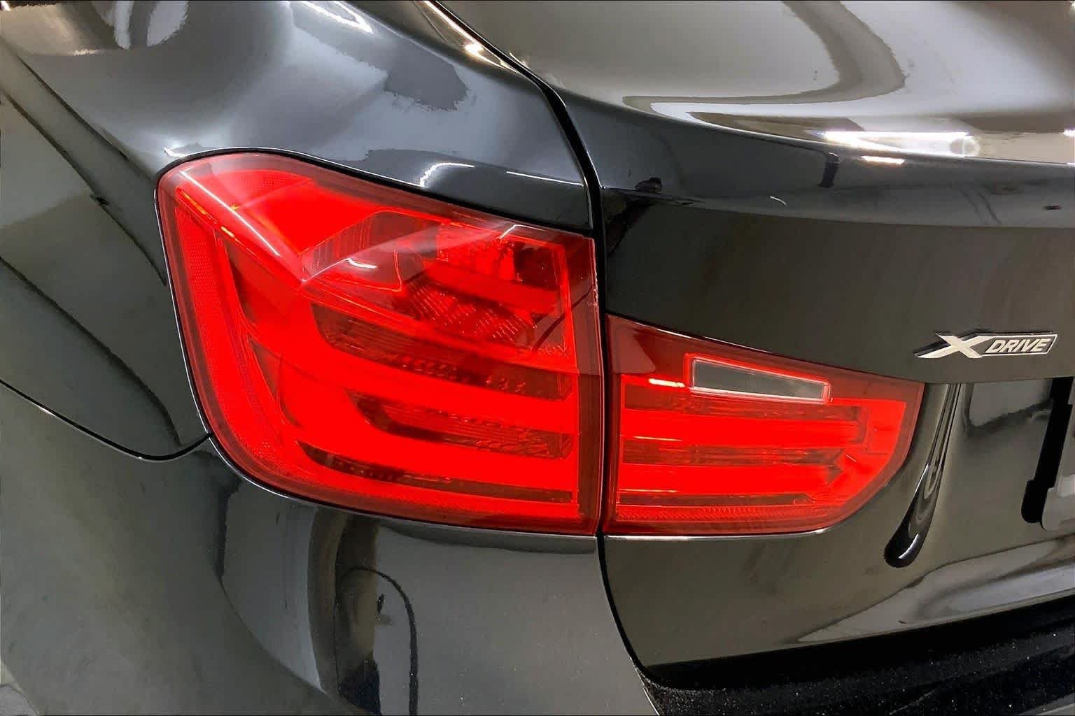 Used 2014 Black Sapphire Metallic BMW 328i xDrive image 28
