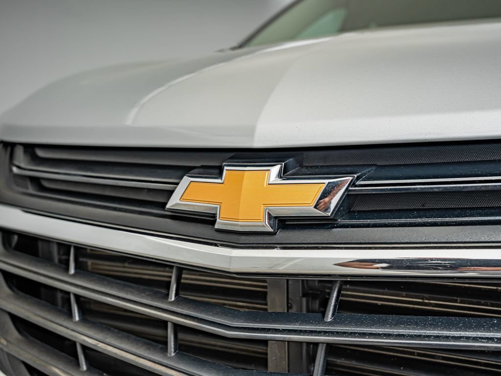 Used 2019 Silver Ice Metallic Chevrolet LS image 12