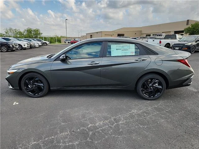 New 2026 Amazon Gray Hyundai SEL Sport image 2