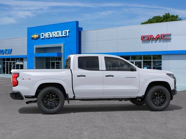 New 2026 Summit White Chevrolet WT image 5