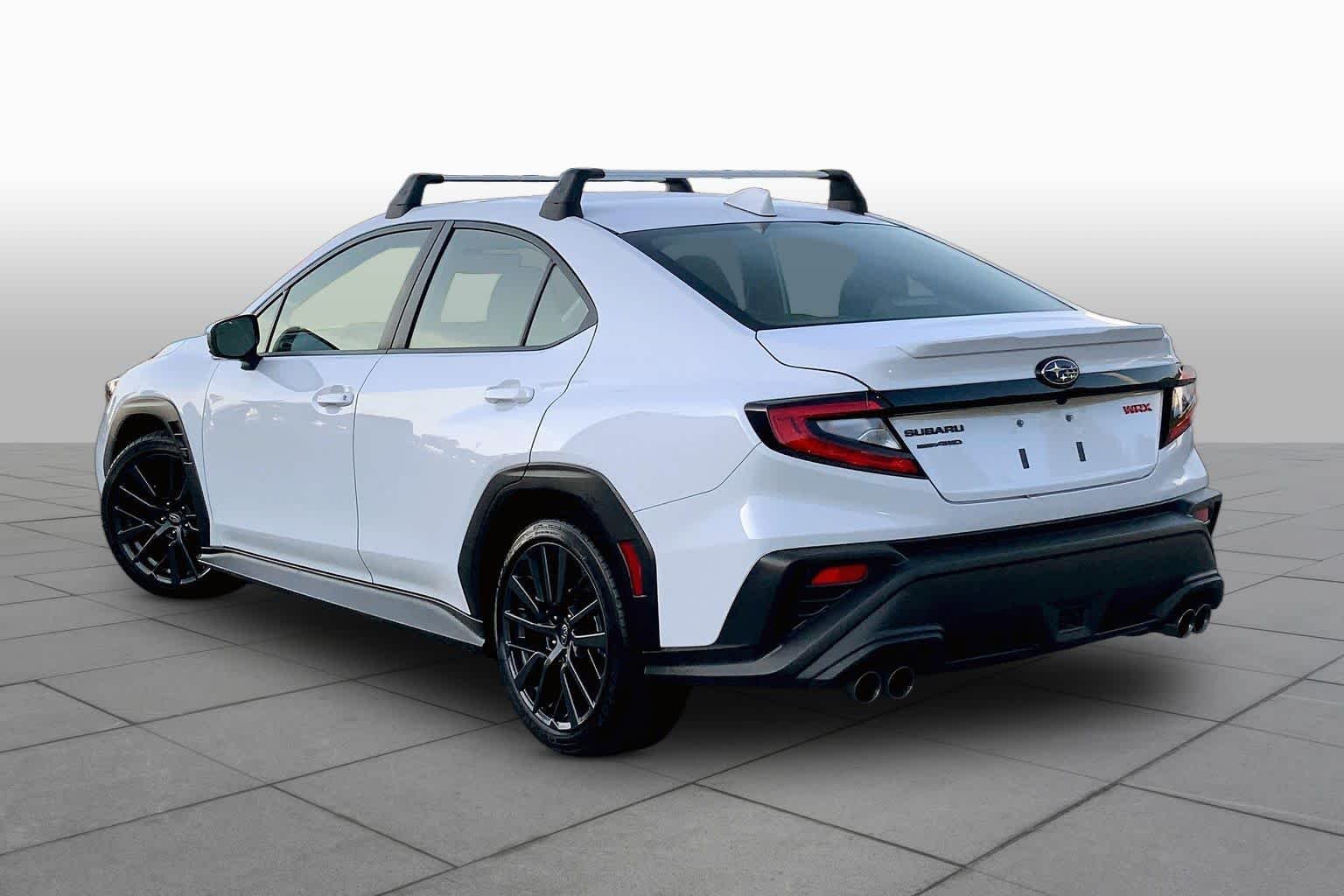 Used 2025 Ceramic White Subaru Premium image 11