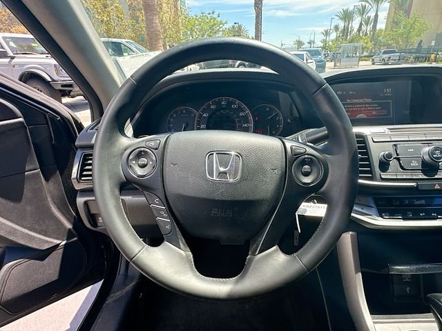 Used 2014 Still Night Pearl Honda Sport image 11