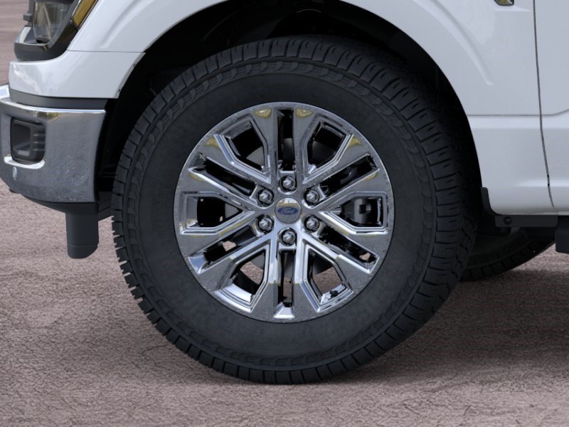 New 2026 Oxford White Ford XLT image 19