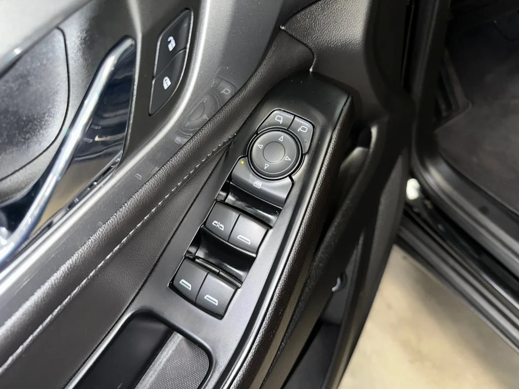 2023 Chevrolet Traverse 1LT - Photo 8
