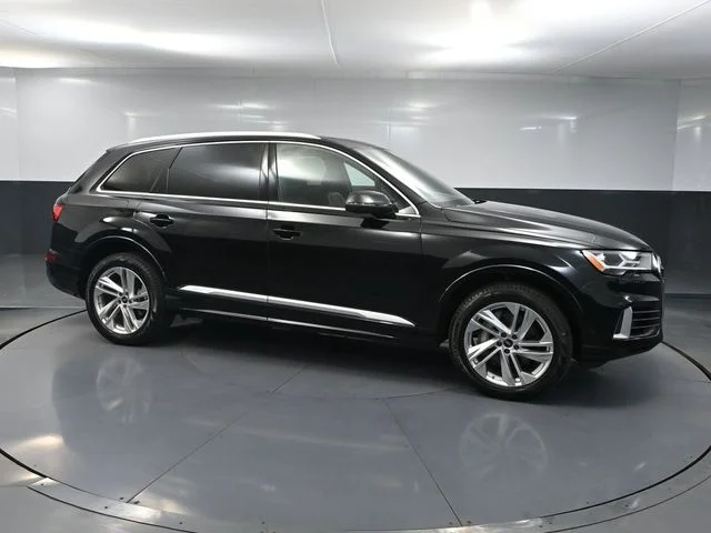 Used 2022 Black Audi 55 Premium Plus image 3