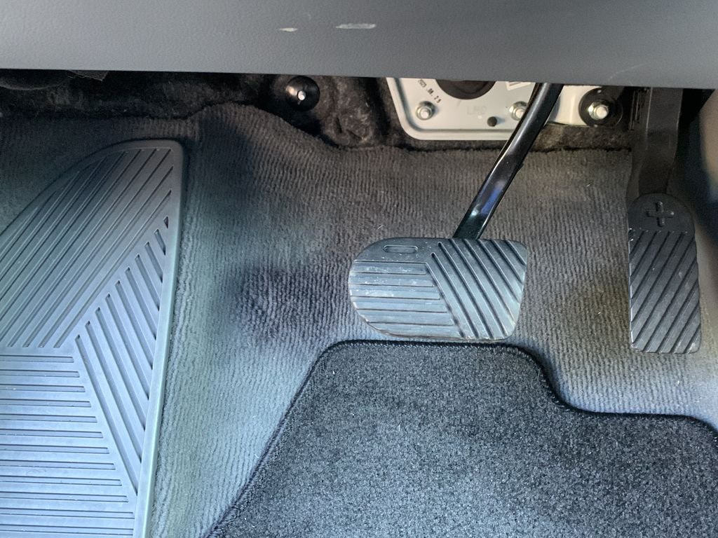 2024 Hyundai IONIQ 5 SE - Photo 12