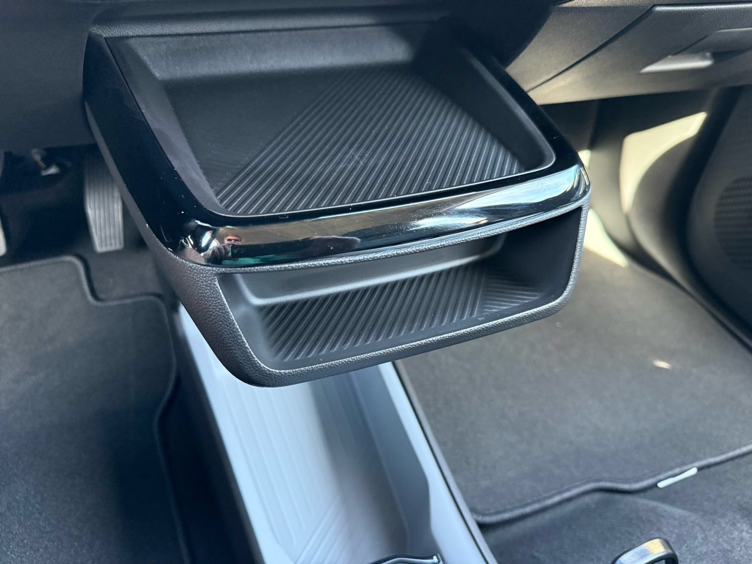 2027 Chevrolet Bolt LT - Photo 25