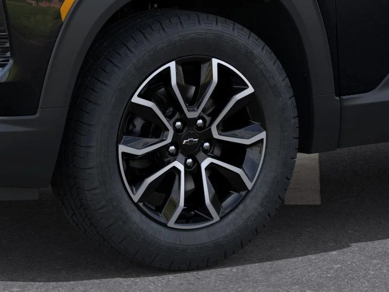 New 2026 Mosaic Black Metallic Chevrolet ACTIV image 10