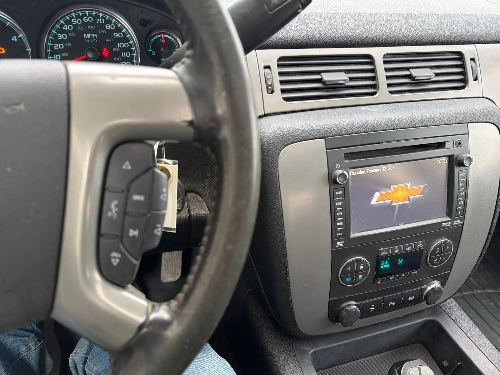 Used 2014 Summit White Chevrolet LTZ image 27