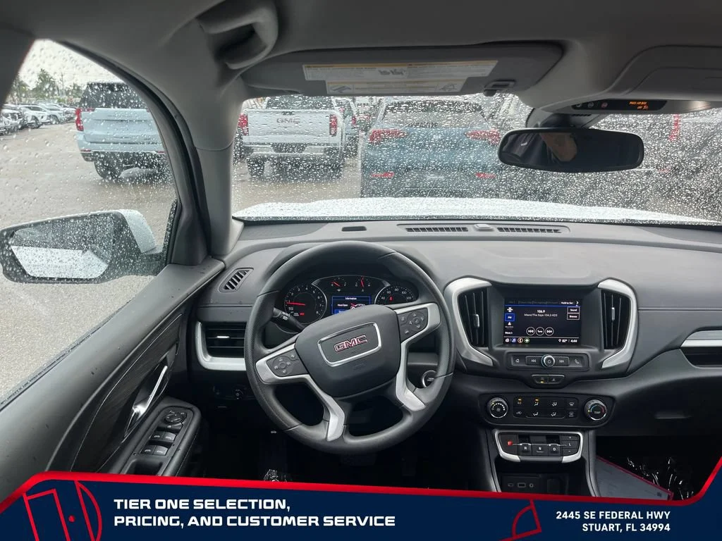 Used 2024 Summit White GMC SLE image 13
