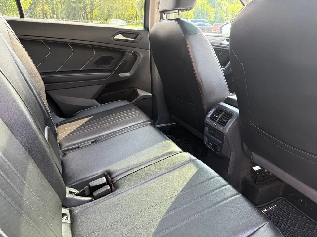 Used 2022 Platinum Gray Metall Volkswagen SE image 12