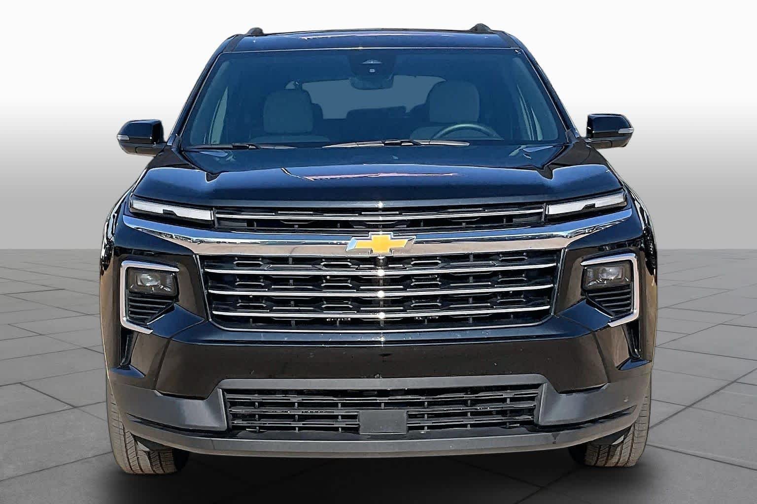Used 2026 Mosaic Black Metallic Chevrolet FWD LT image 3