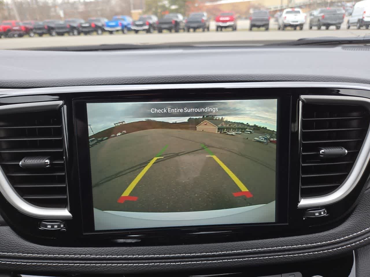 2026 Chrysler Pacifica Select - Photo 22