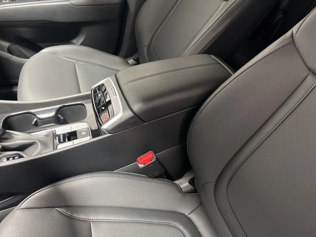 Used 2024 Blue Hyundai XRT image 27