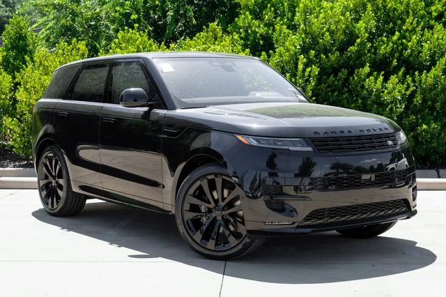 New 2026 Santorini Black Land Rover Dynamic SE image 7