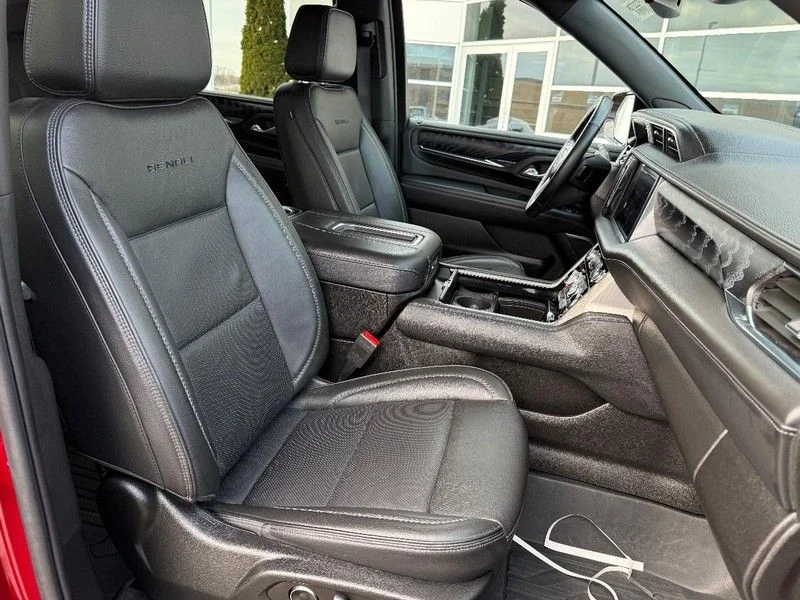 2023 GMC Yukon XL Denali - Photo 11