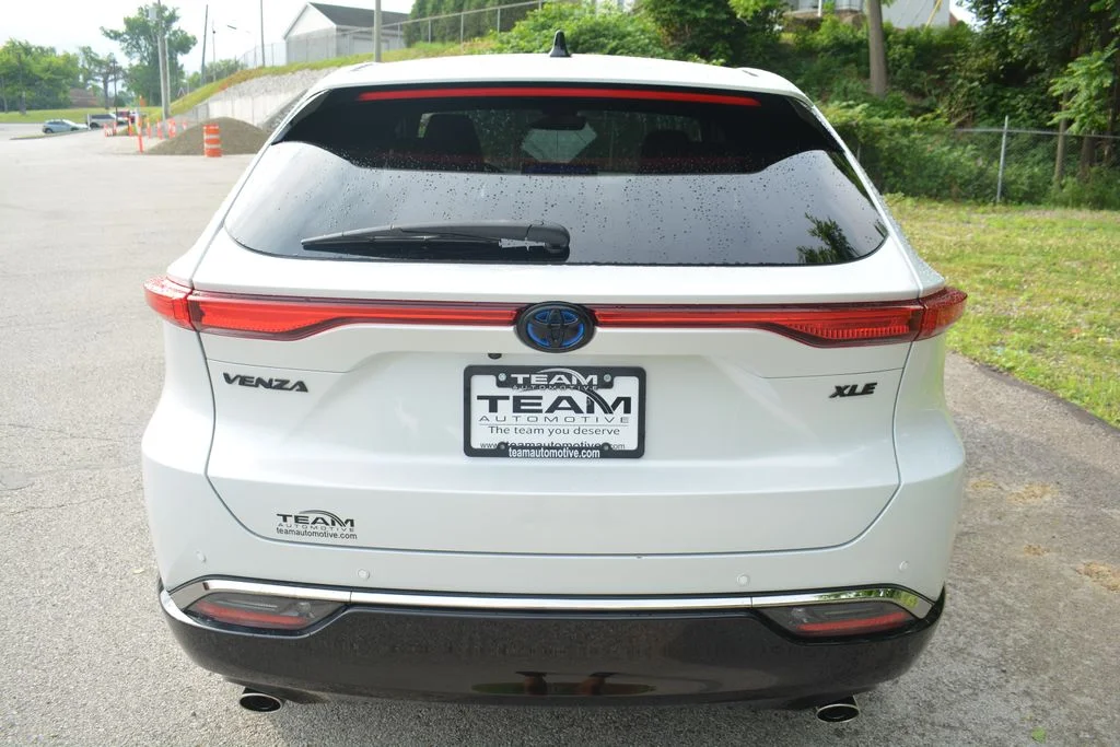 2023 Toyota Venza Nightshade - Photo 6
