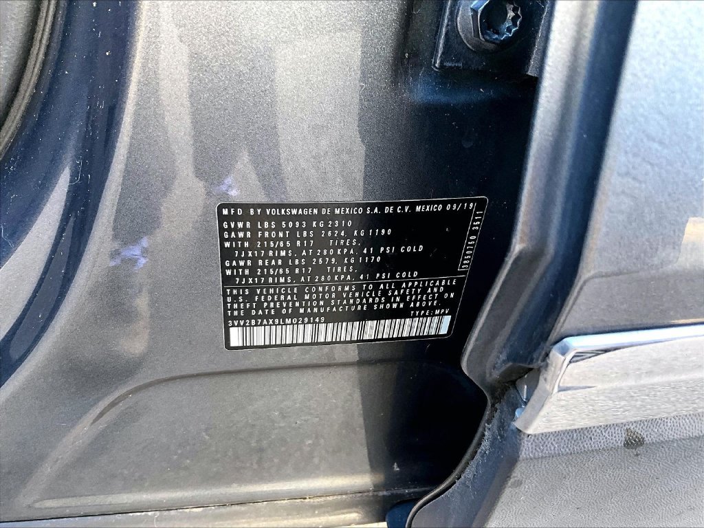 Used 2020 Blue Volkswagen  image 9