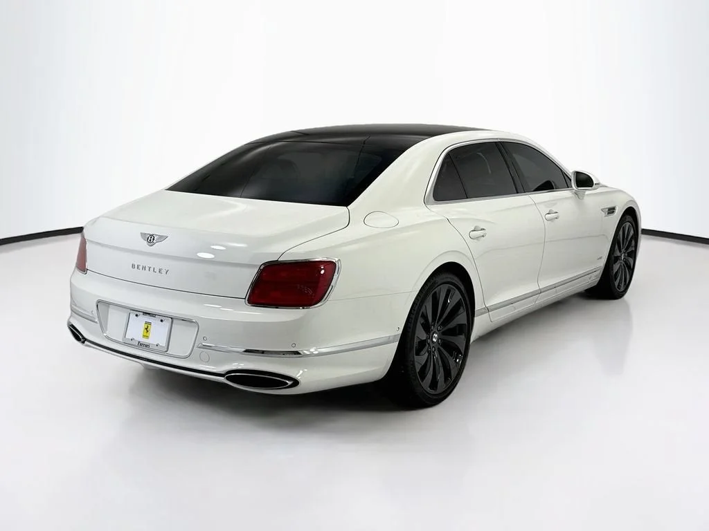 Used 2020 Glacier White Solid Bentley W12 image 5