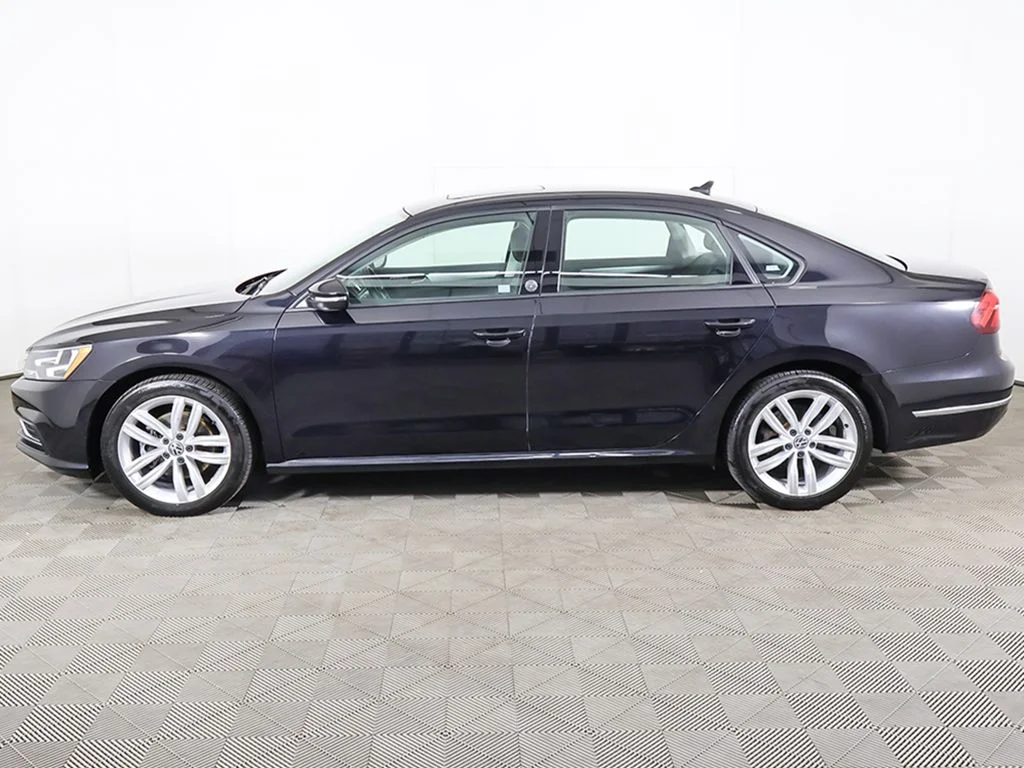 Used 2019 Deep Black Pearl Volkswagen 2.0T Wolfsburg image 17