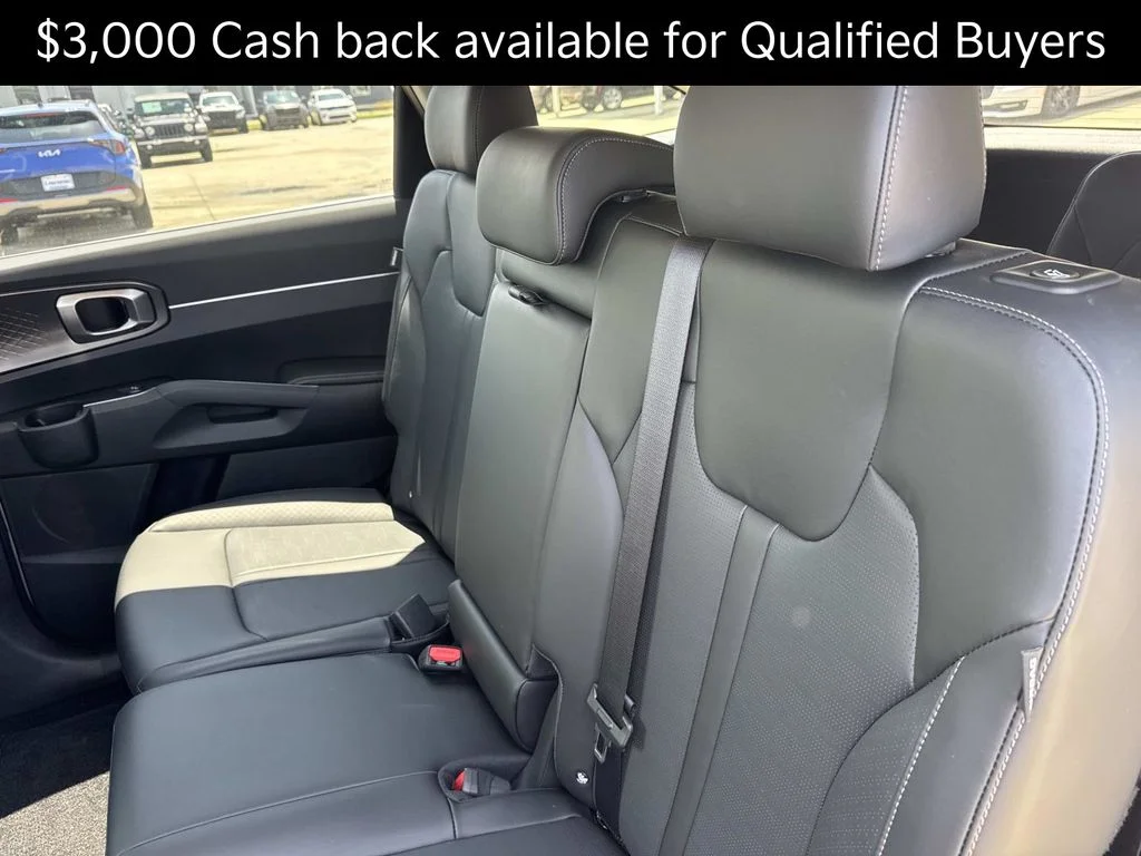 New 2026 Ivory Silver Kia S image 6