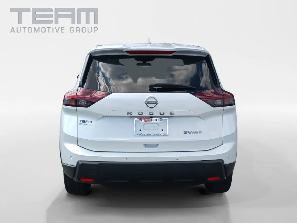 Used 2024 White Nissan SV image 6