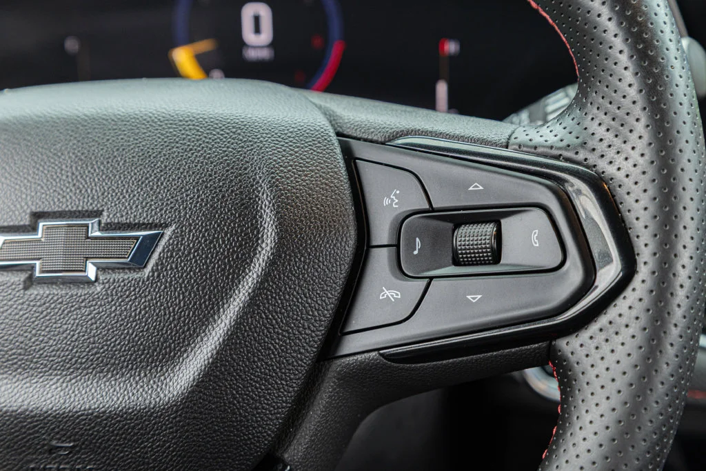 Used 2025 Gray Chevrolet RS image 22