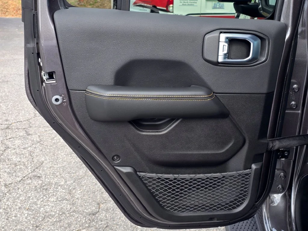 New 2027 Gray Jeep Sahara image 37