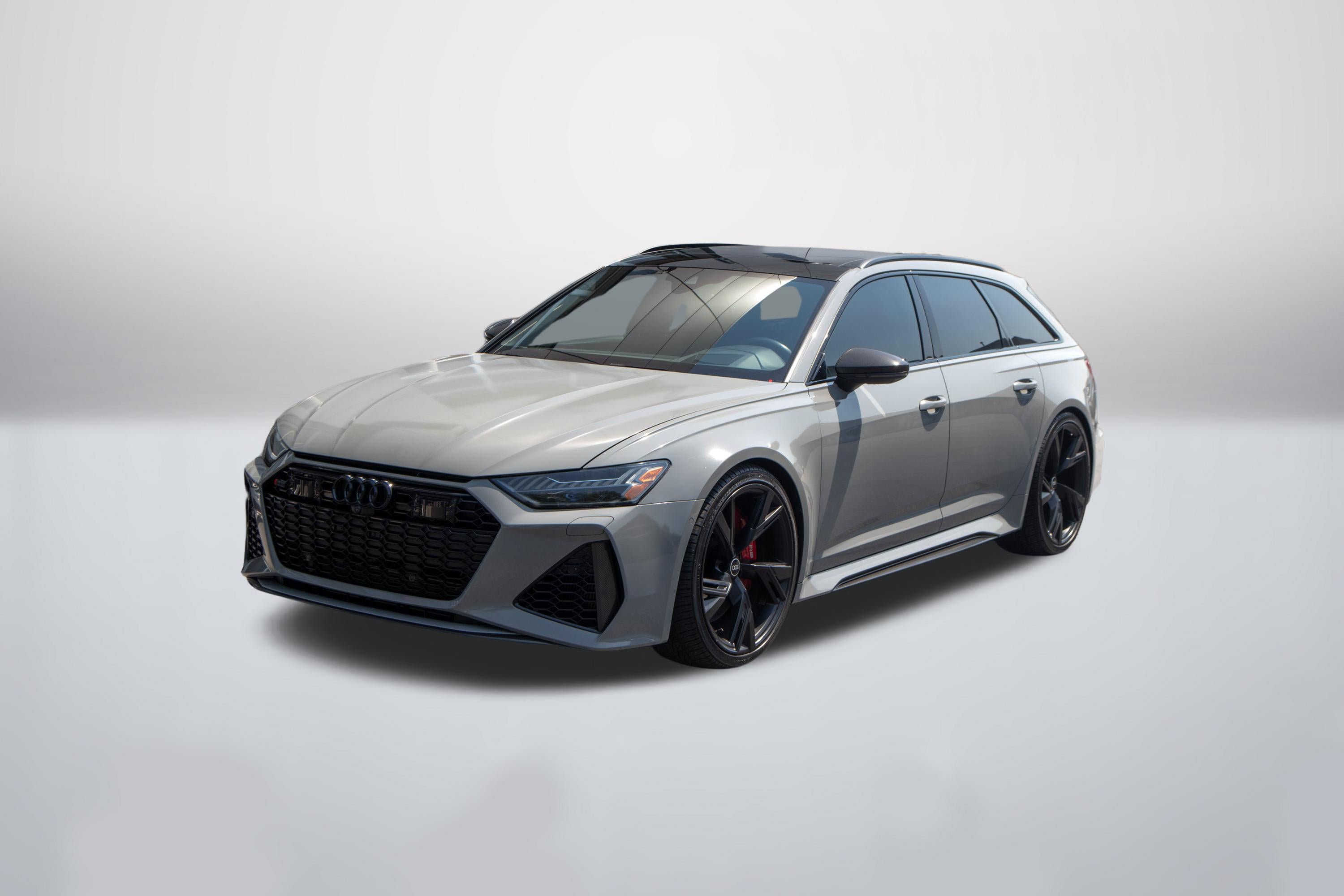 2021 Audi RS 6 Avant -'s photo