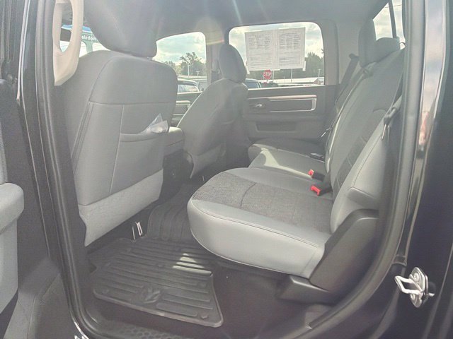 Used 2015 Brilliant Black Crystal Pearlcoat Ram Outdoorsman image 16