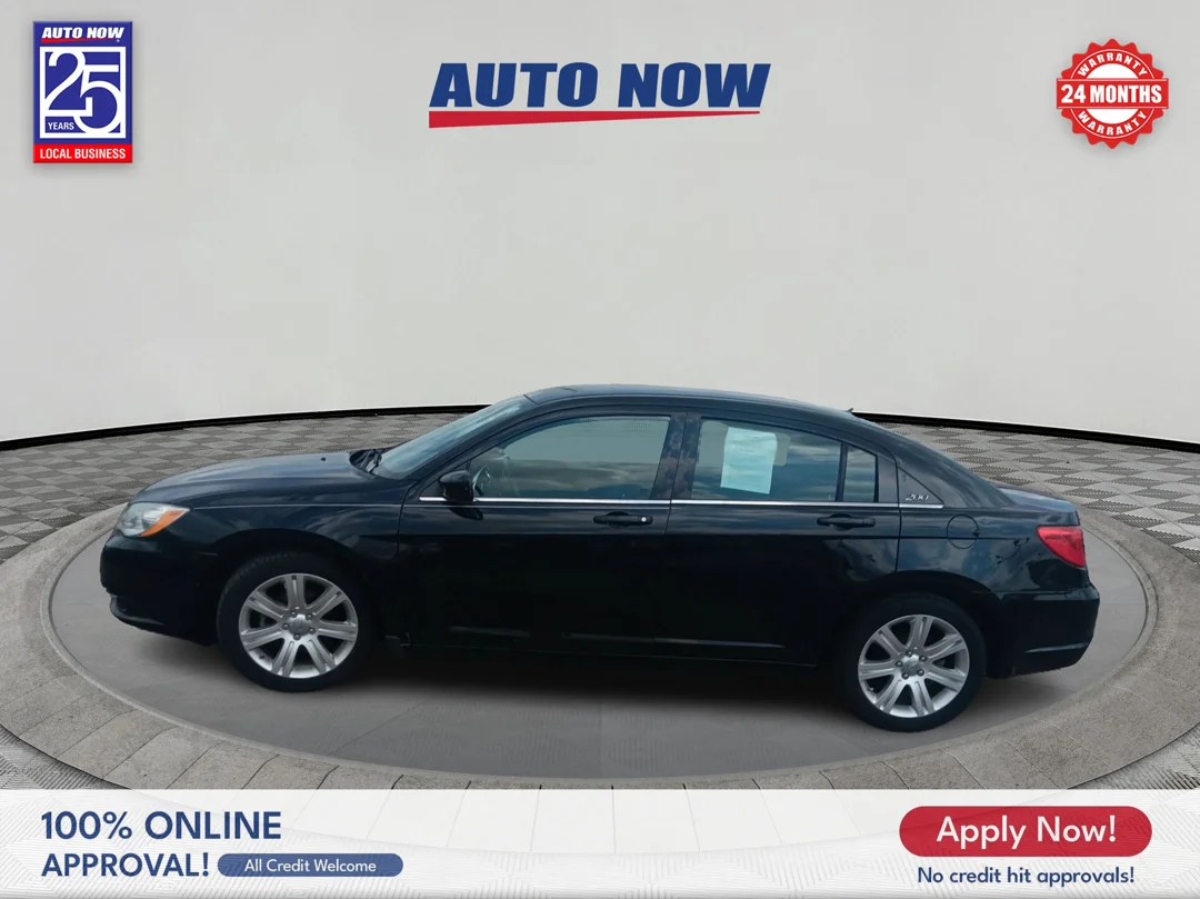 2012 Chrysler 200 Touring's photo