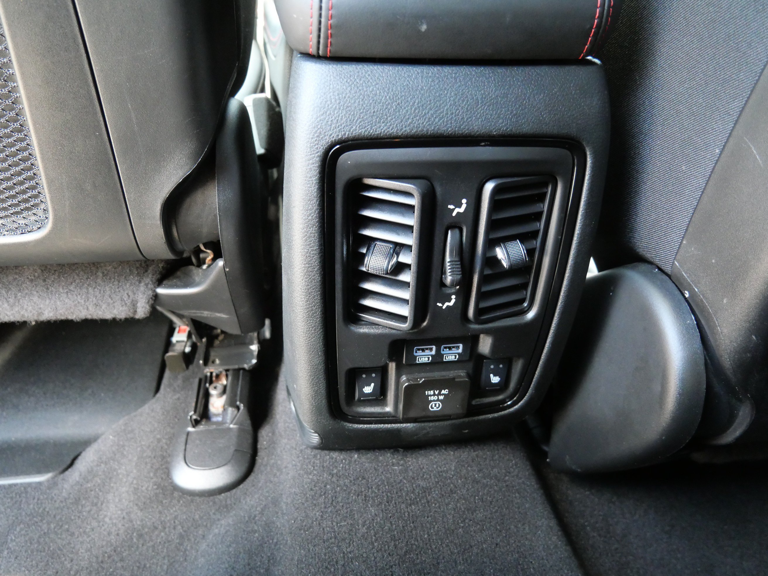 Used 2024 DB Black Clearcoat Dodge R/T Premium image 18