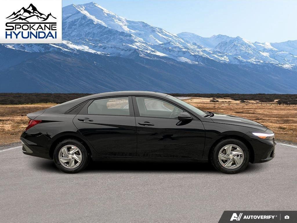 New 2026 Abyss Black Hyundai SE image 7