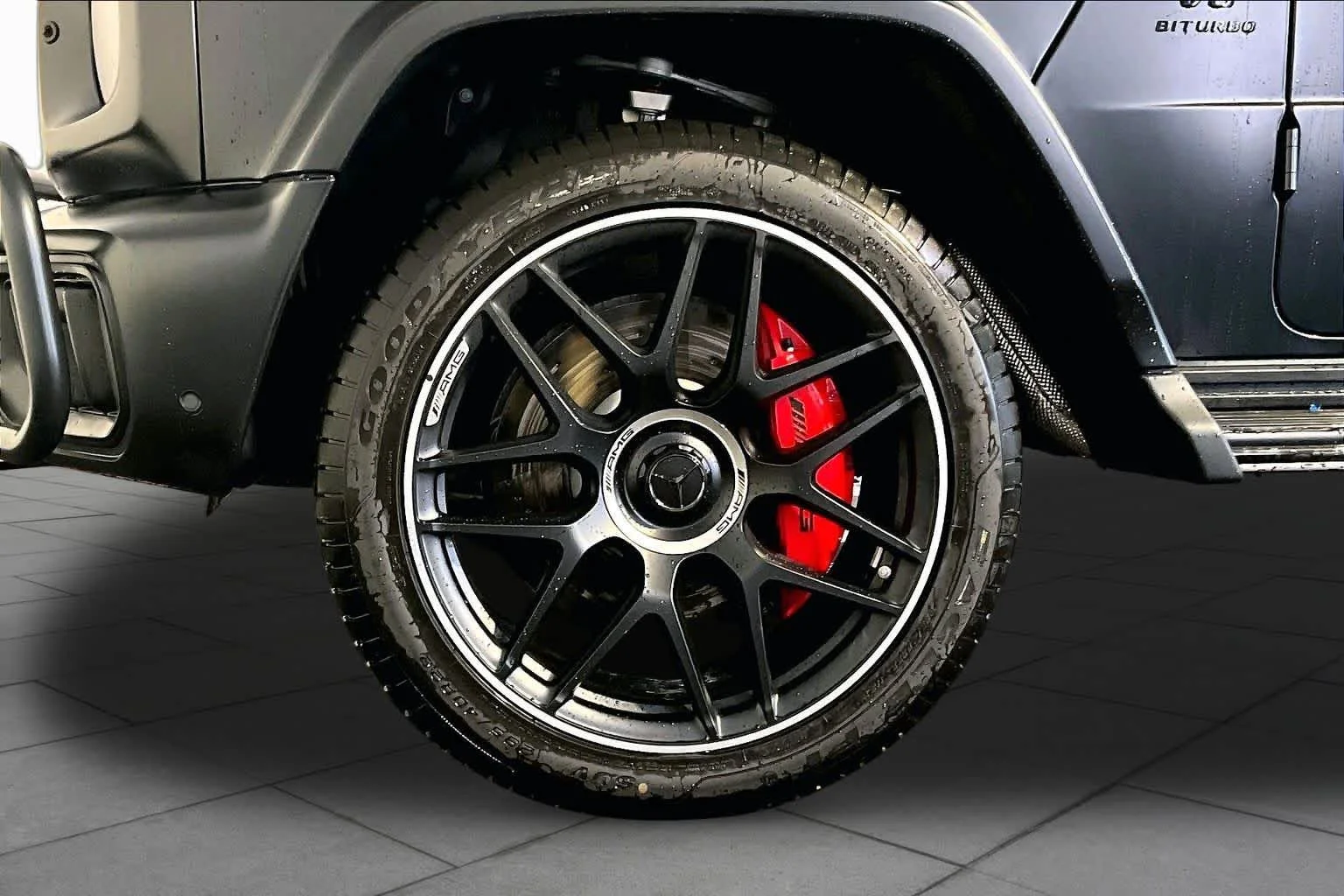 New 2027 MANUFAKTUR Night Black Magno Mercedes-Benz AMG® G 63 image 17