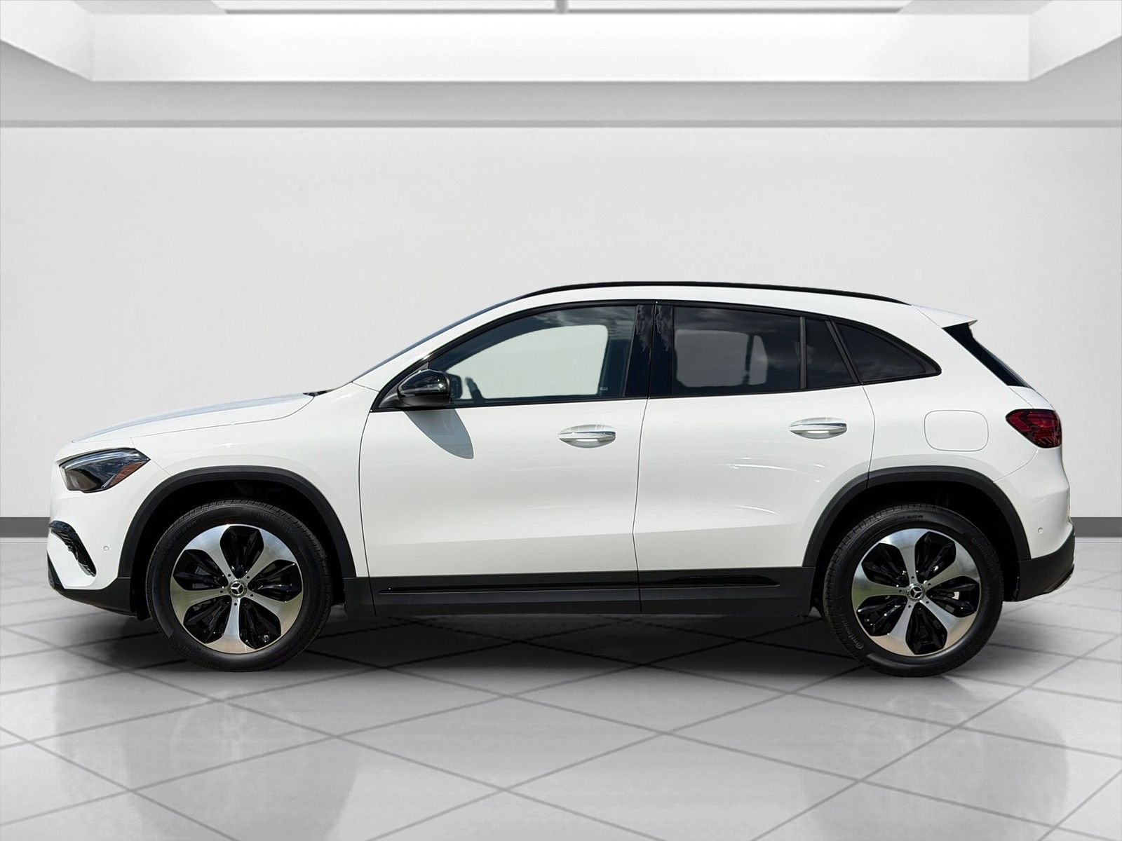 New 2026 Polar White Mercedes-Benz GLA 250 image 5
