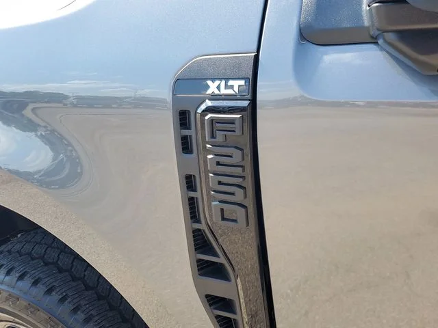 2026 Ford F-250 Super Duty XLT - Photo 8