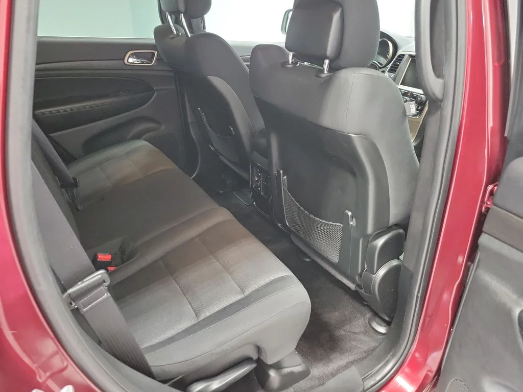 Used 2017 Red Jeep Laredo image 17