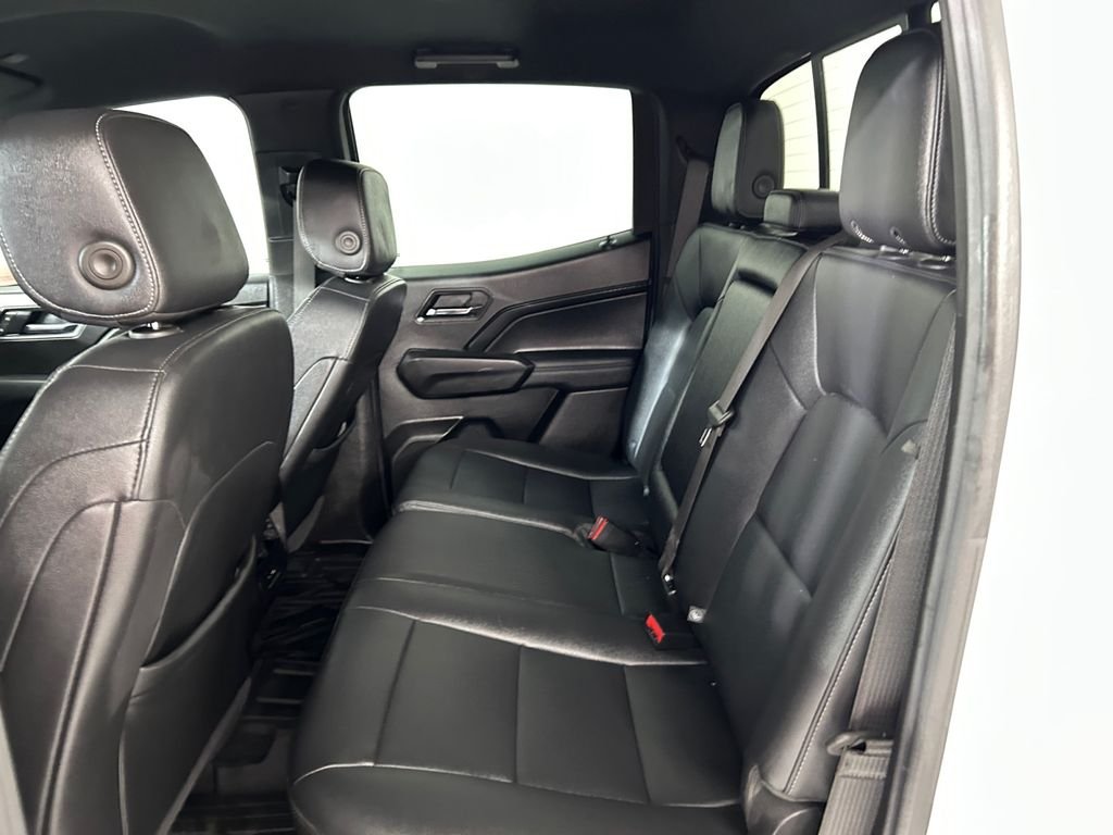 Used 2025 White Chevrolet LT image 19