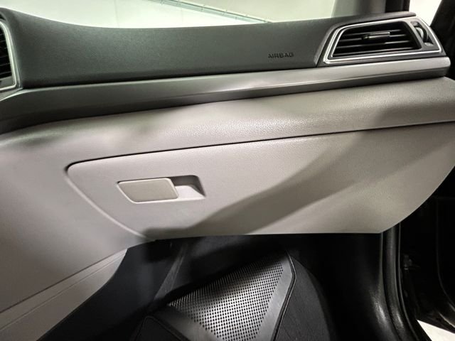 Used 2017 Black Hyundai SE image 24