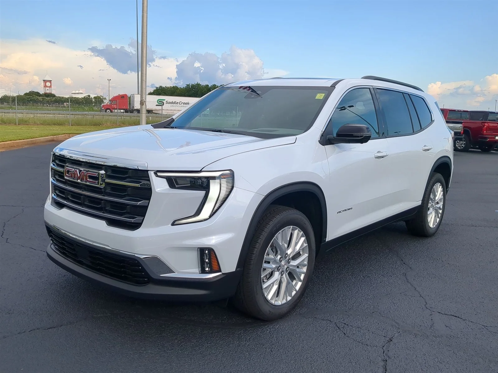 New 2026 Glacier White Tricoat GMC Elevation image 28