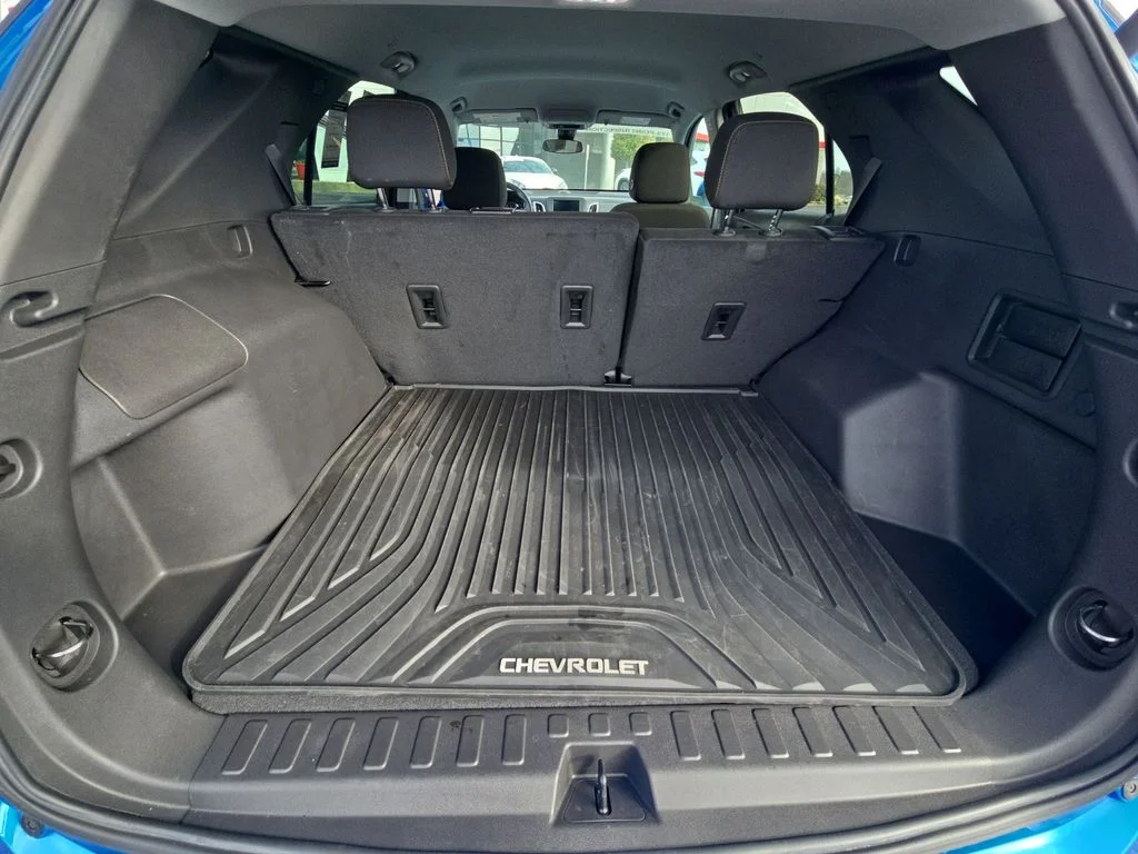 Used 2024 Blue Chevrolet LT image 31
